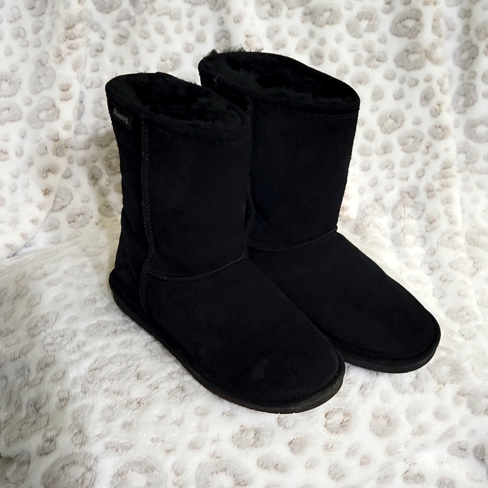 Bearpaw Black Suede Boots - Short, 9"
